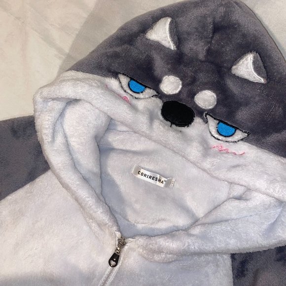 Coriresha Gray & White Shiba Inu Dog Hoodie Sweatshirt Anime Womens Small - Picture 2 of 6